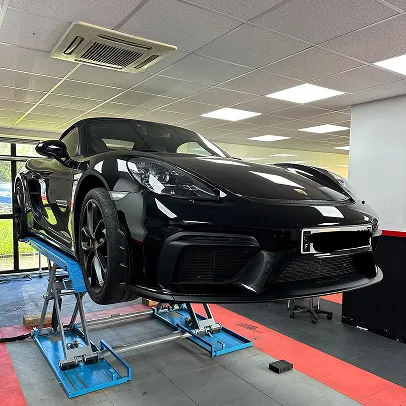 covering porshe noir à Coignières dans les Yvelines 78